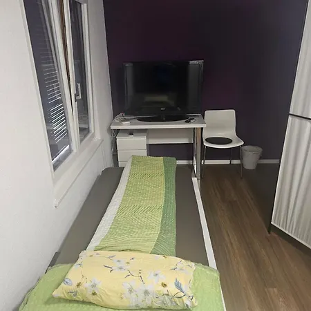 Apartment Ganzes Parterre Claudia Leuzigen